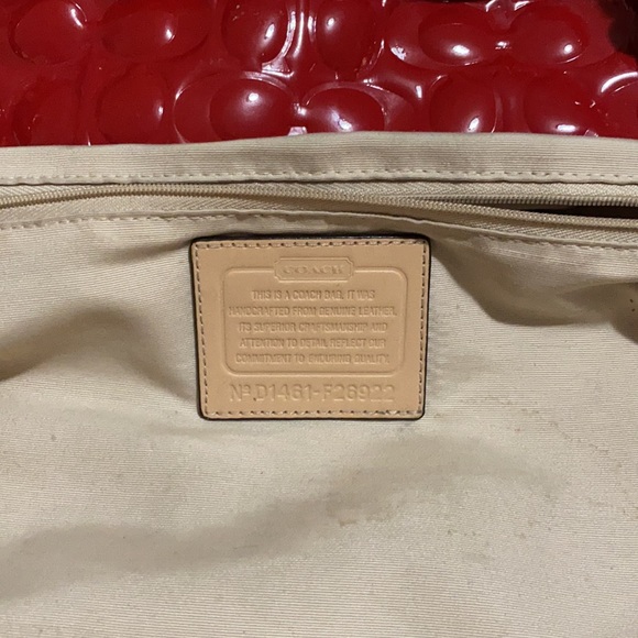 Coach red 💼 - Picture 6 of 6